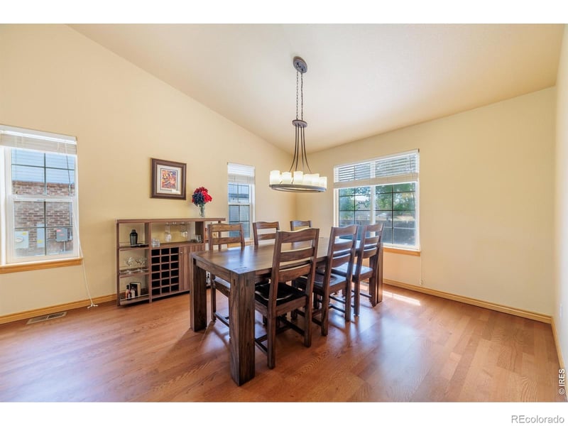 2513 Falcon Dr, Longmont, CO 80503