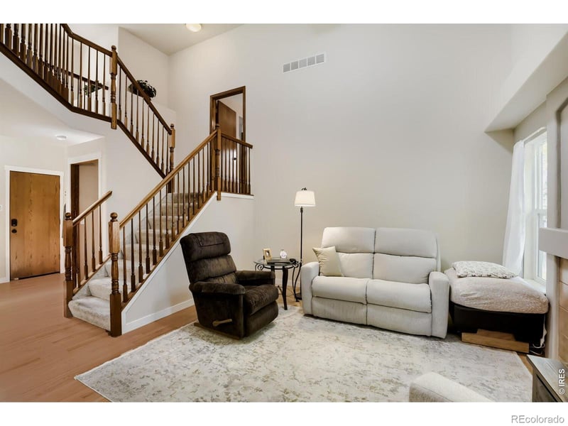 1512 Willowbrook Dr, Longmont, CO 80504