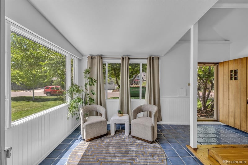 918 Magnolia St, Denver, CO 80220