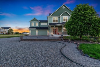 881 Kirby Ct, Watkins, CO 80137