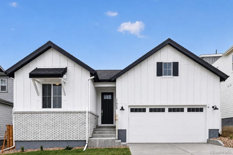 17008 92nd Dr, Arvada, CO 80007