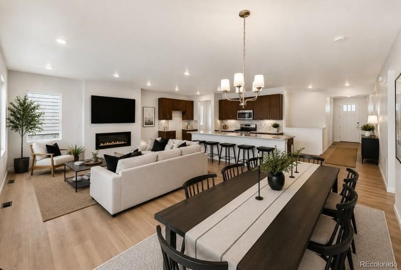 17008 92nd Dr, Arvada, CO 80007