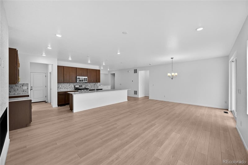 17008 92nd Dr, Arvada, CO 80007
