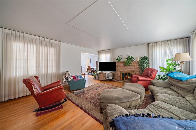 9150 Grandview Ave, Arvada, CO 80002