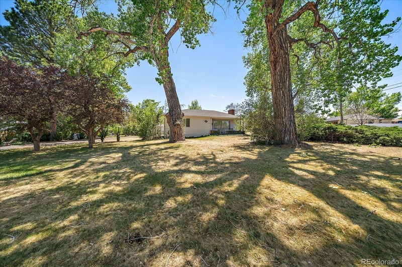 9150 Grandview Ave, Arvada, CO 80002