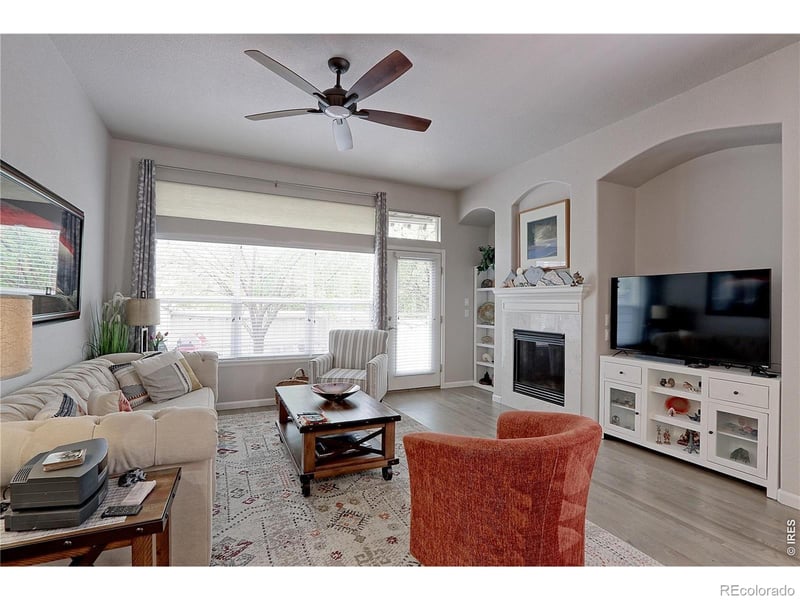 1677 Metropolitan Dr, Longmont, CO 80504