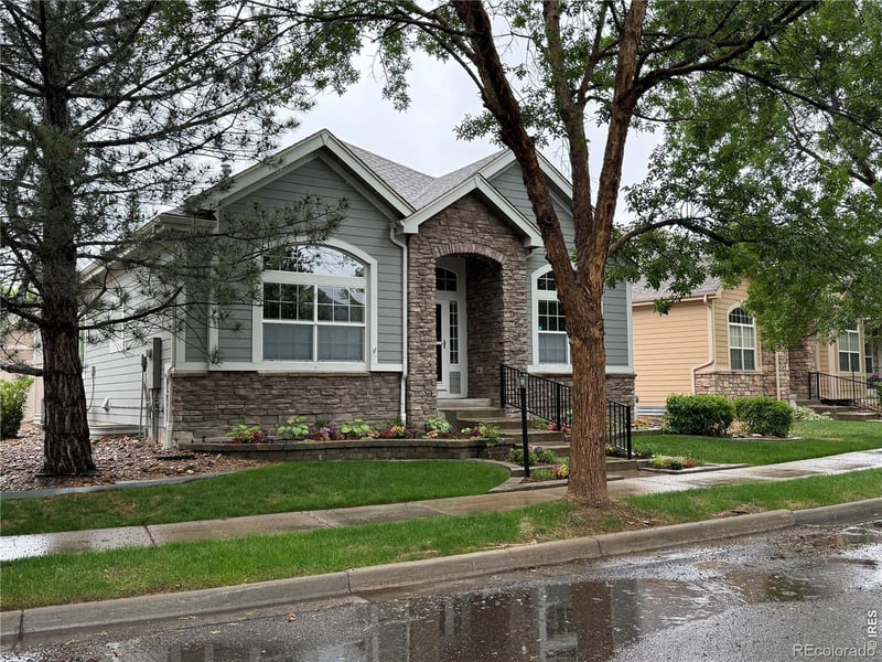 1677 Metropolitan Dr, Longmont, CO 80504