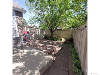1677 Metropolitan Dr, Longmont, CO 80504