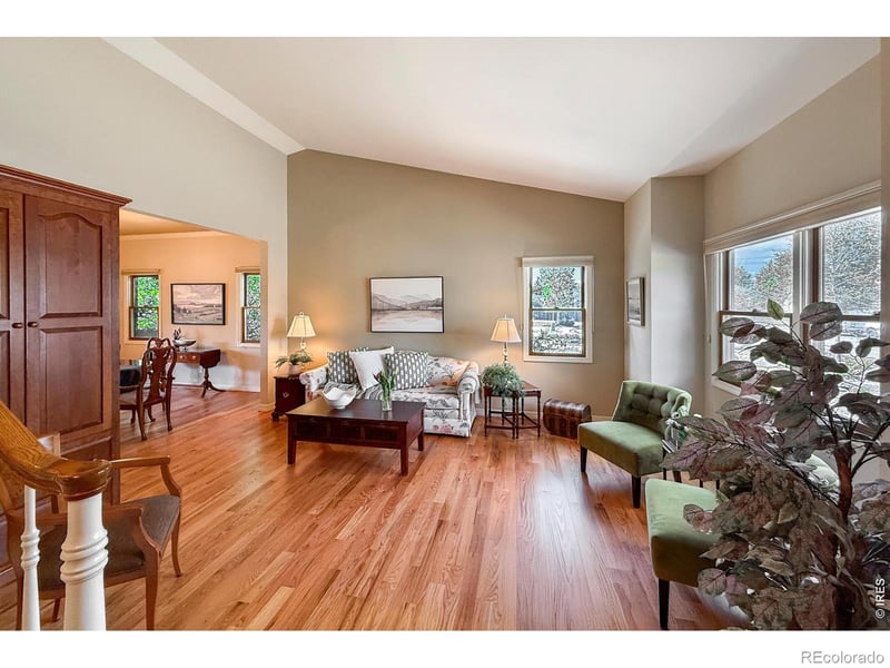 1183 Twin Peaks Cir, Longmont, CO 80503