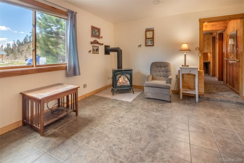 105 Lake Ave, Grand Lake, CO 80447