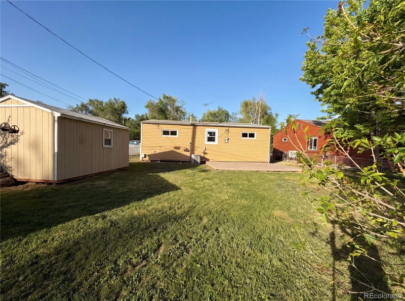 433 Sunnyside Ln, Longmont, CO 80504