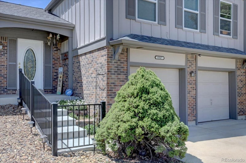 6947 Landmark Dr, Parker, CO 80138