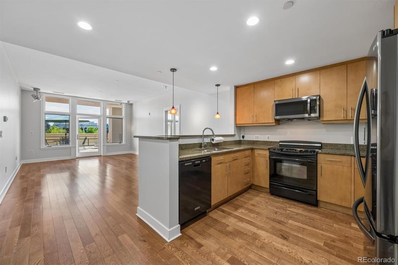 7220 Bonfils Ln #210, Lakewood, CO 80226