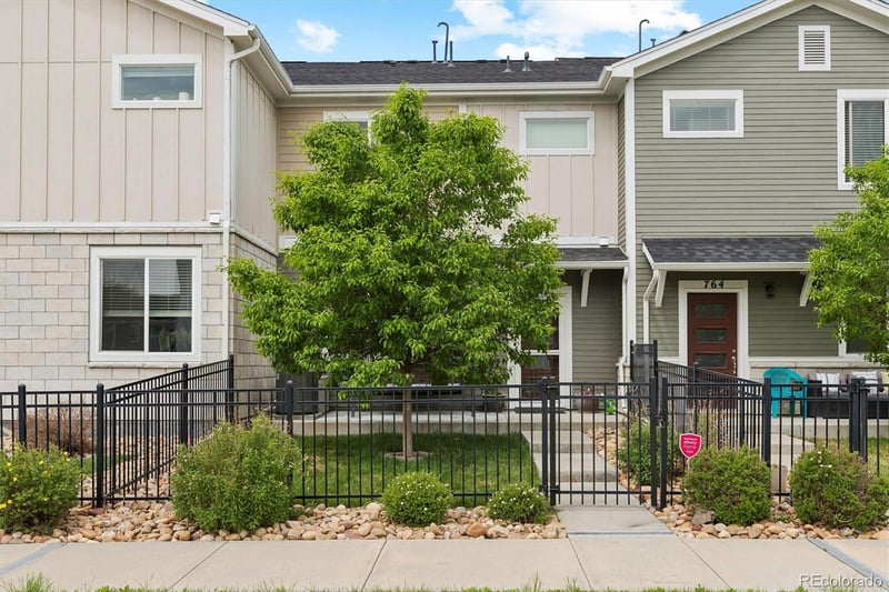 762 Stonebridge Dr, Longmont, CO 80503