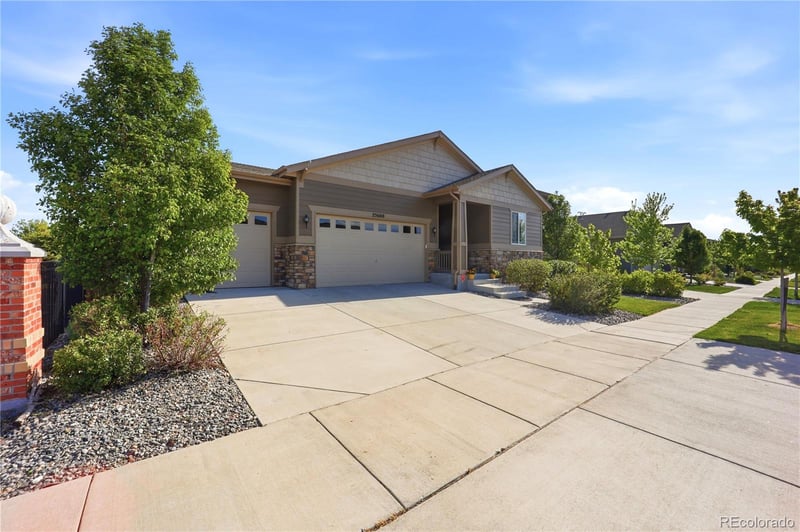25660 Archer Ave, Aurora, CO 80018