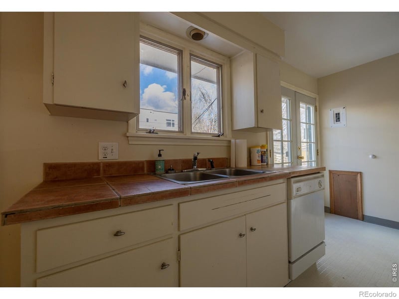 405 Geneseo St, Lafayette, CO 80026