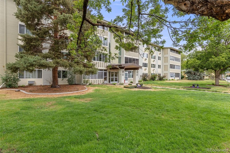 750 Alton Way #4C, Denver, CO 80247