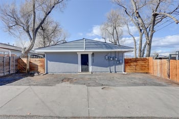 1040 Stuart St, Denver, CO 80204