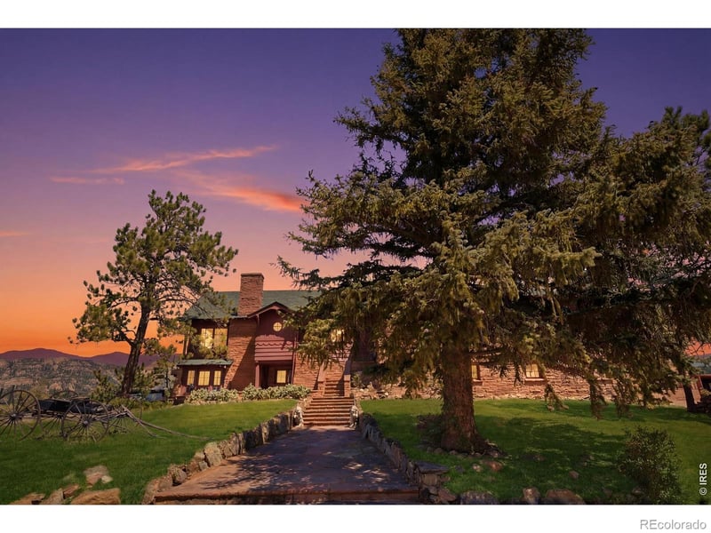 2031 Mall Rd, Estes Park, CO 80517