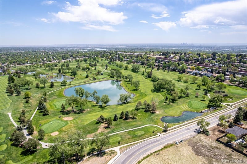 9665 73rd Ave, Arvada, CO 80005