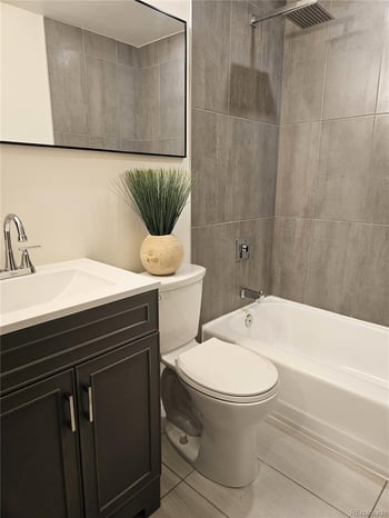 8620 52nd Ave, Arvada, CO 80002