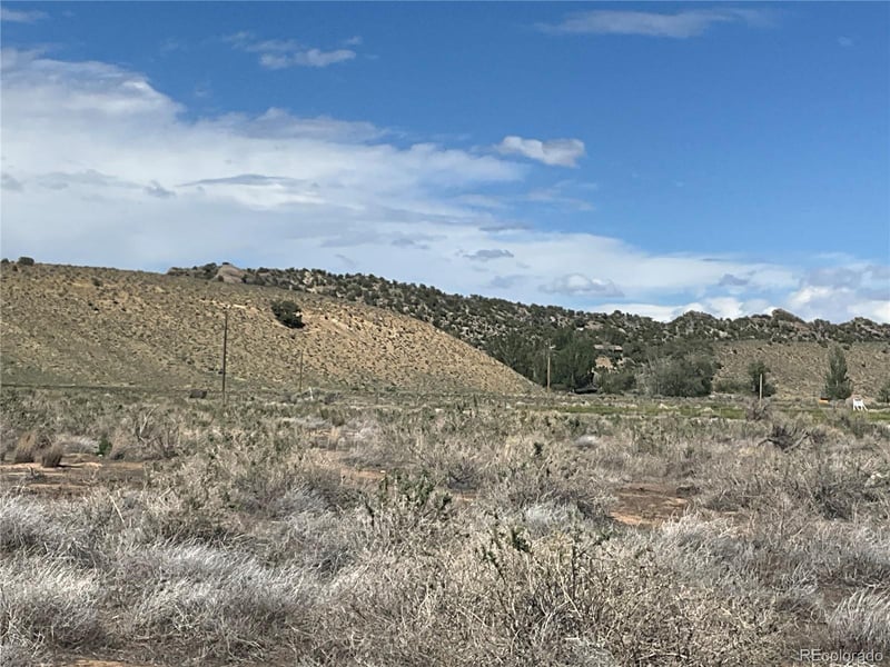 901 3rd St, Dinosaur, CO 81610