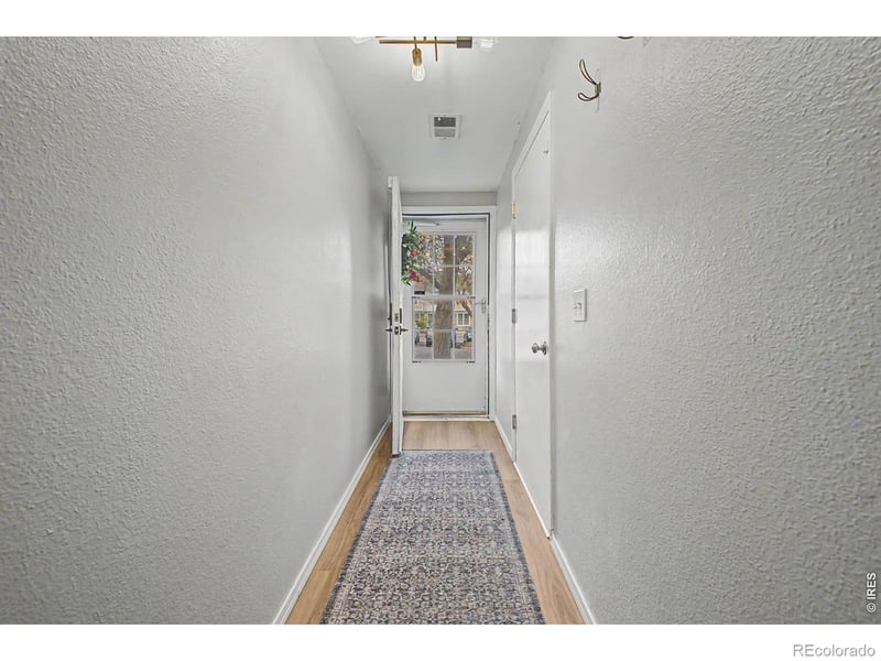 9525 Coal Mine Ave #A, Littleton, CO 80123