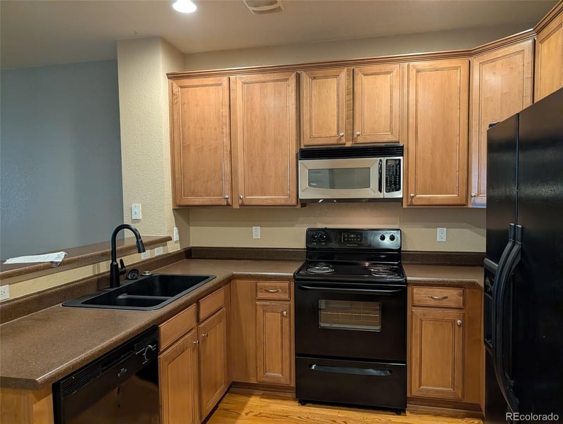 616 Norfolk Way, Aurora, CO 80017