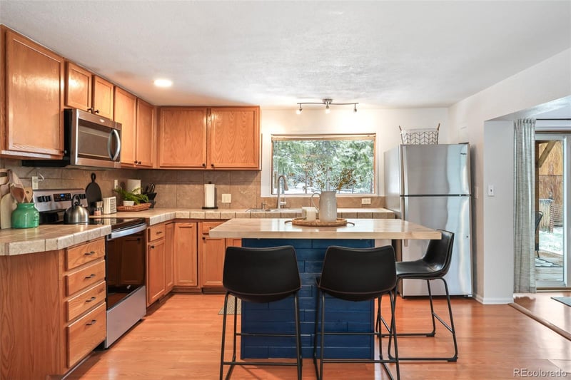 631 County Road 462, Grand Lake, CO 80447