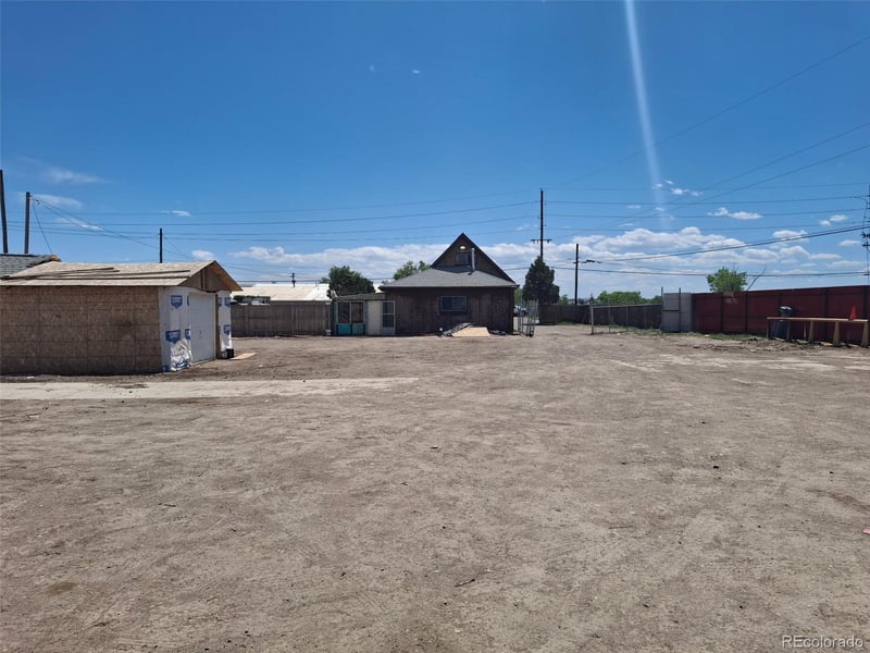 6121 88th Ave, Henderson, CO 80640