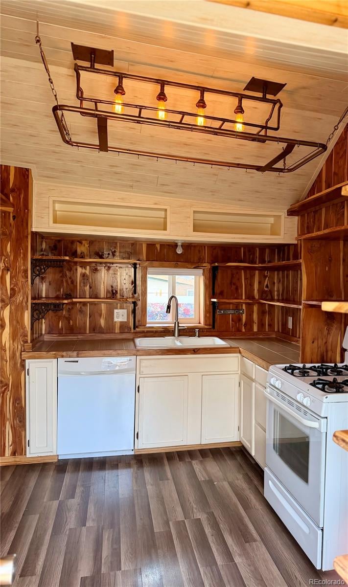 410 5th St, Leadville, CO 80461