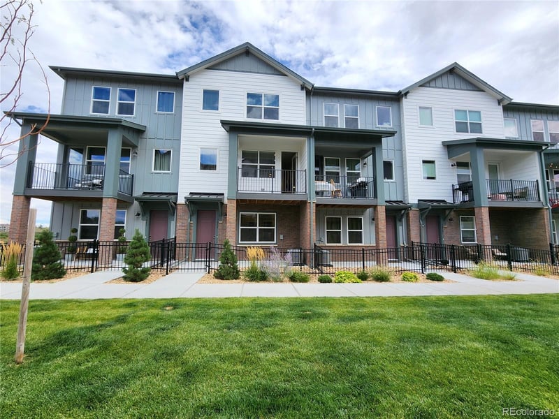 7035 Cumbria Ct, Castle Pines, CO 80108