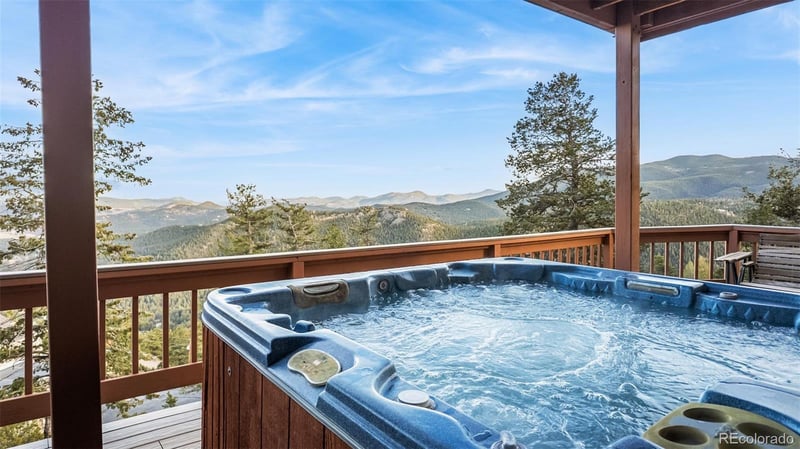 1096 Aspen Dr, Evergreen, CO 80439