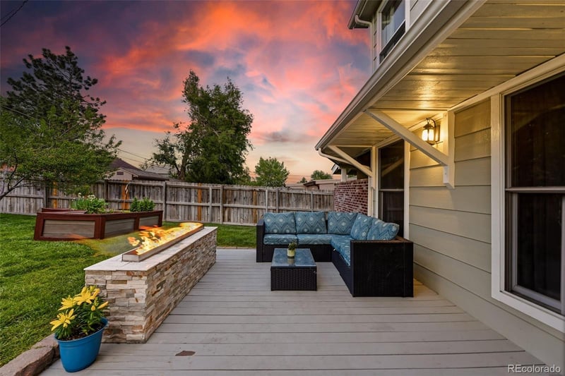 11967 14th Ave, Lakewood, CO 80401