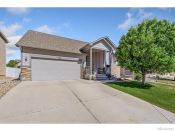 375 Shadowbrook Dr, Windsor, CO 80550