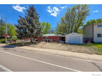 2051-2053 Collyer St, Longmont, CO 80501