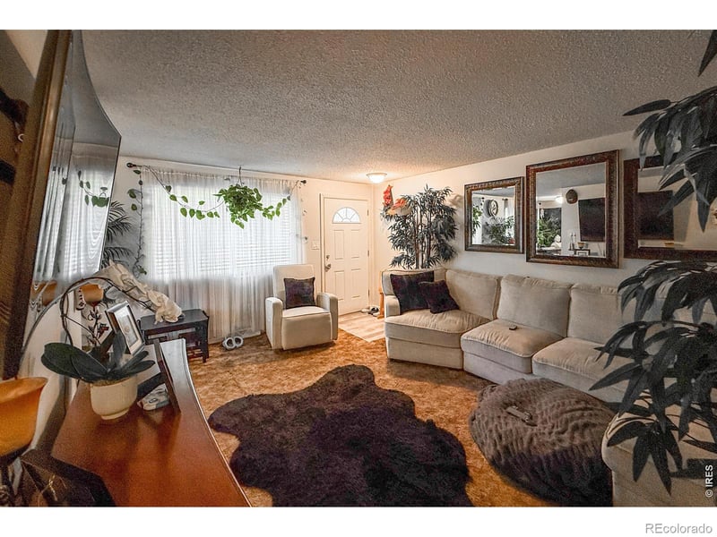 2051-2053 Collyer St, Longmont, CO 80501