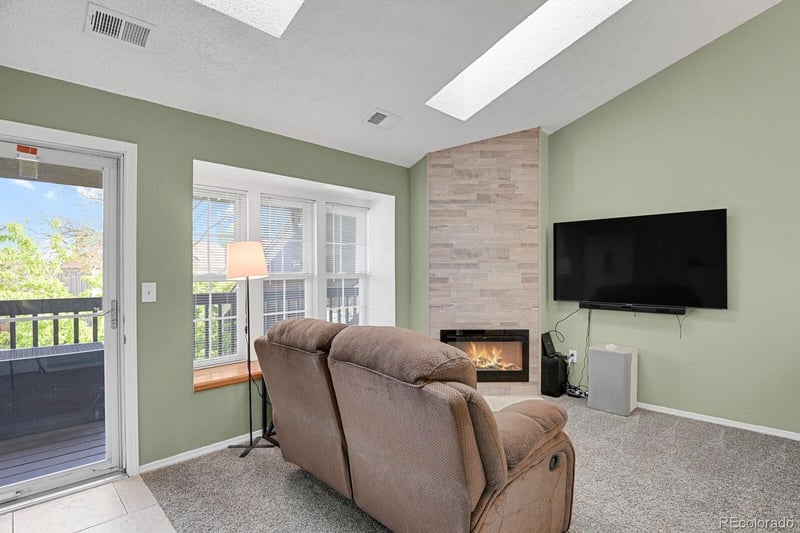 1214 S Flower Cir #E, Lakewood, CO 80232