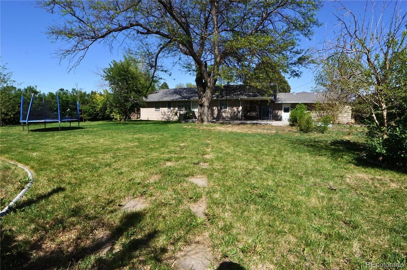 151 18th St, Burlington, CO 80807