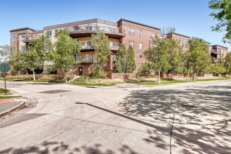 15475 Andrews Dr #220, Denver, CO 80239