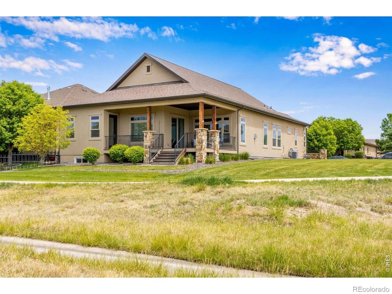 2006 Vineyard Dr, Windsor, CO 80550