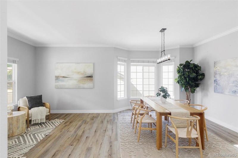 10212 Falcon St, Longmont, CO 80504