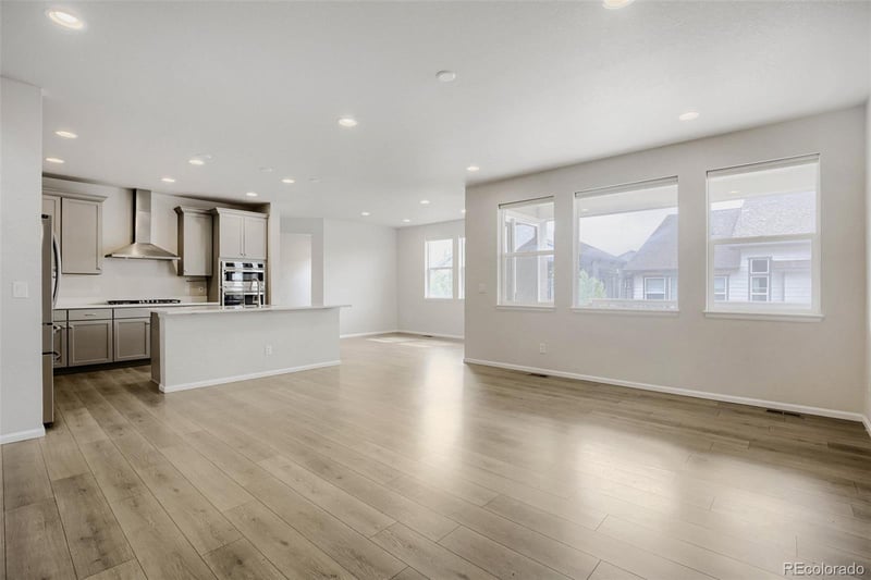 3444 Ralston Creek Dr, Loveland, CO 80538