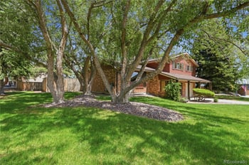 10469 Vermillion Dr, Littleton, CO 80127