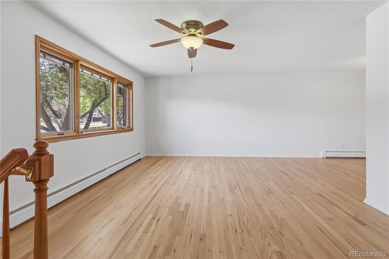 10469 Vermillion Dr, Littleton, CO 80127