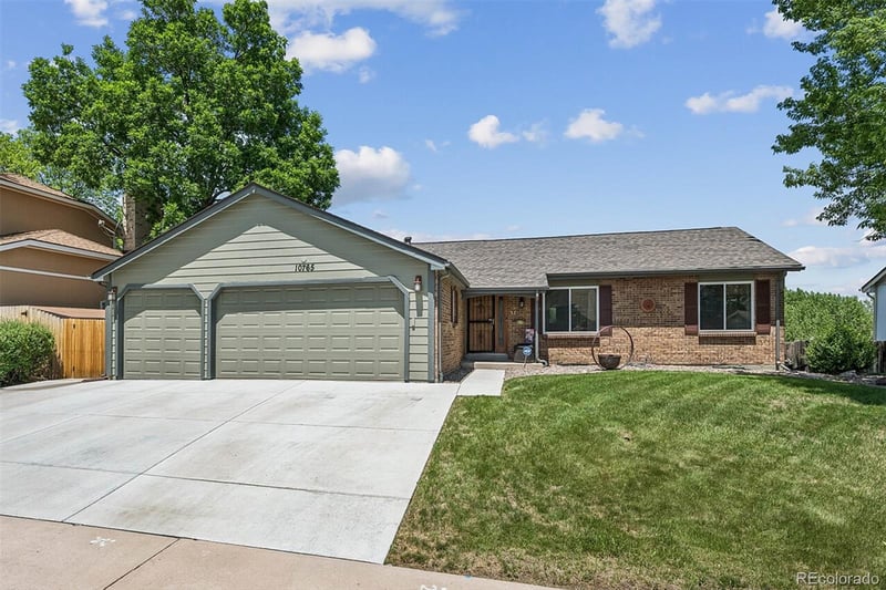 10765 Berry Dr, Littleton, CO 80127