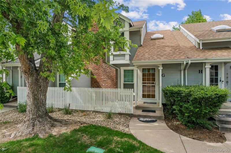 2811 Long Dr #G, Littleton, CO 80120