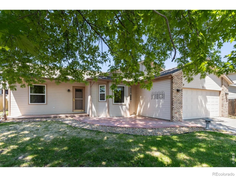 207 44th Ave, Greeley, CO 80634