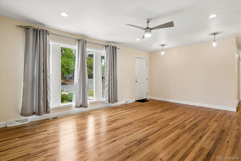 10894 E Wesley Ave, Aurora, CO 80014