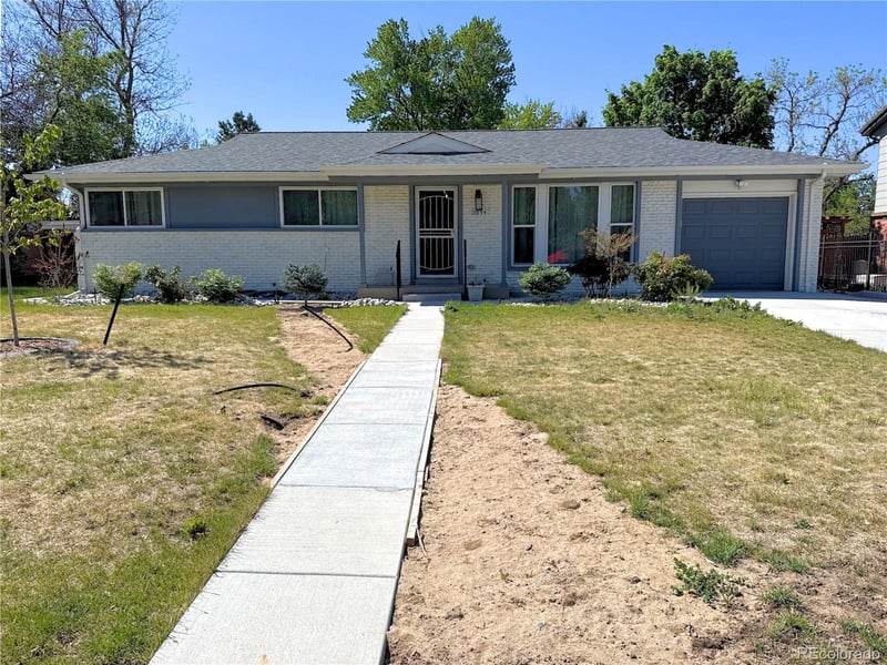 10894 Wesley Ave, Aurora, CO 80014